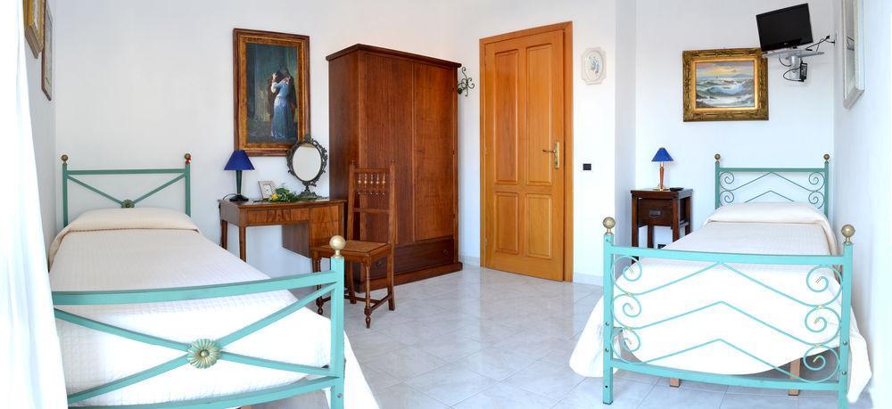 Affittacamere Le Stanze Di Cornelia 4*